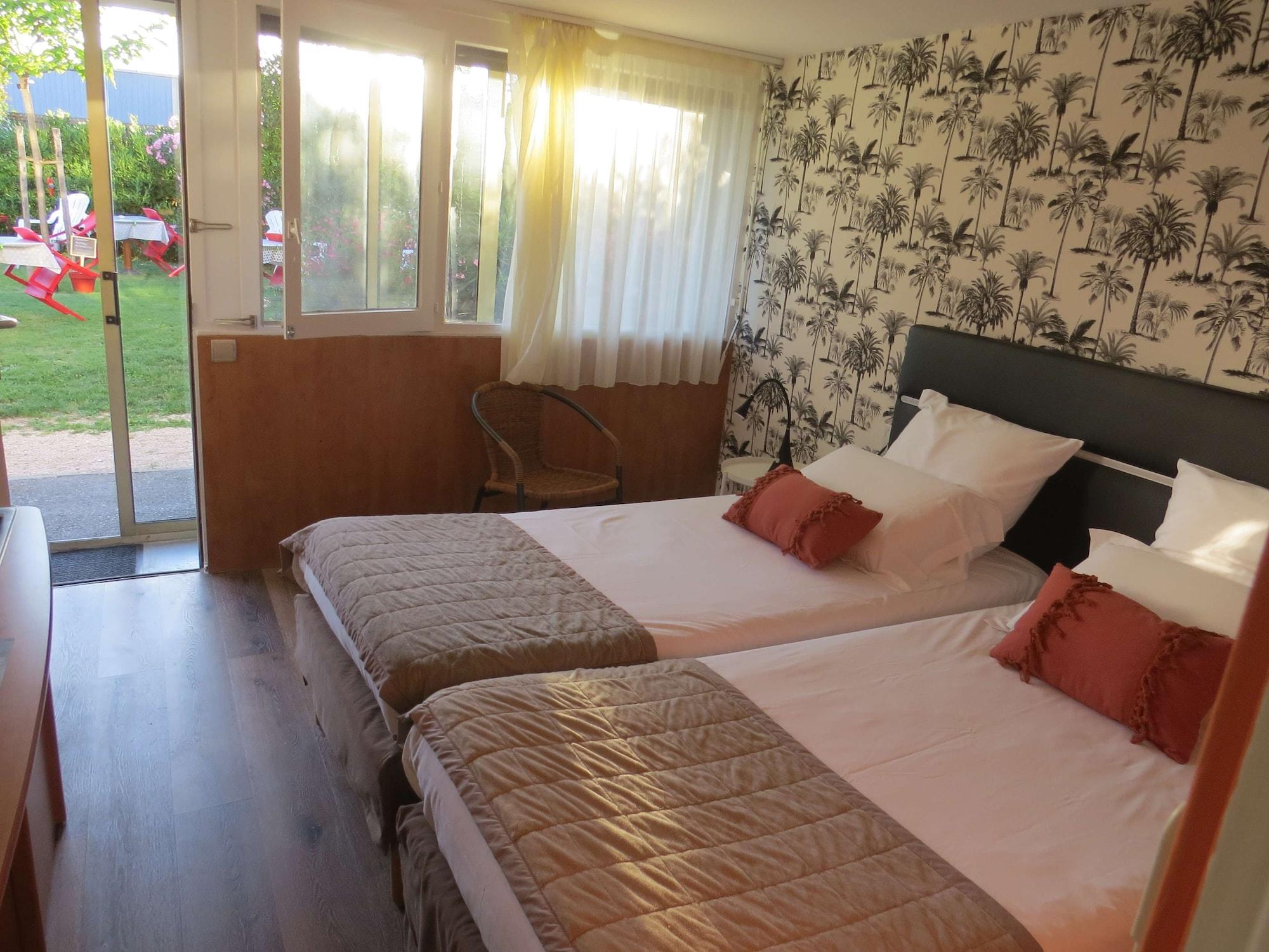 Hotel Kyriad Cap Sud Avignon Bagian luar foto